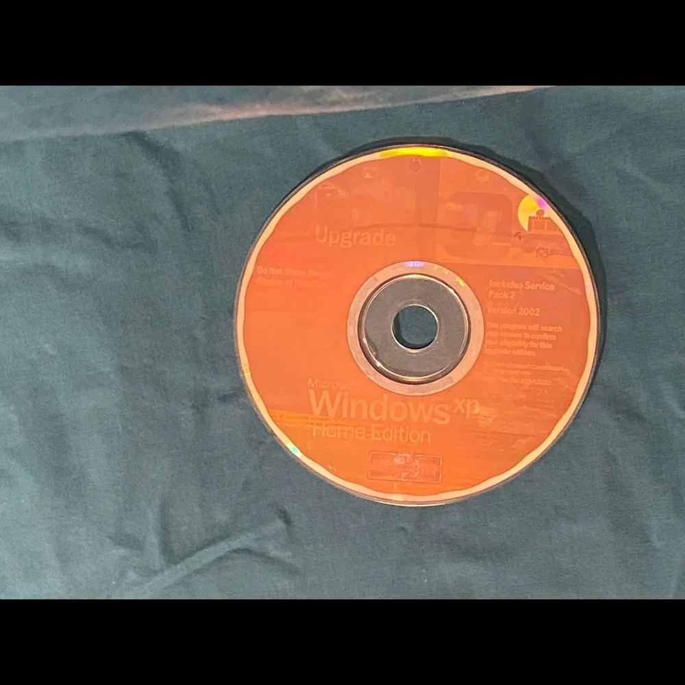Vintage Microsoft Windows XP Professional CD Version Year 2002